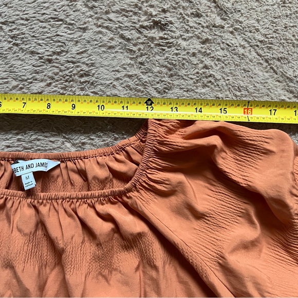 Elizabeth and James Off The Shoulder Boho Blouse Women’s Size M - Picture 5 of 6